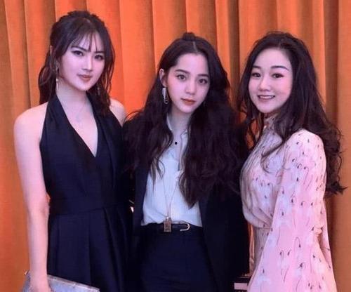 二公主的爆料视频大全,揭秘幕后真相与精彩瞬间 第1张 二公主的爆料视频大全,揭秘幕后真相与精彩瞬间 第1张